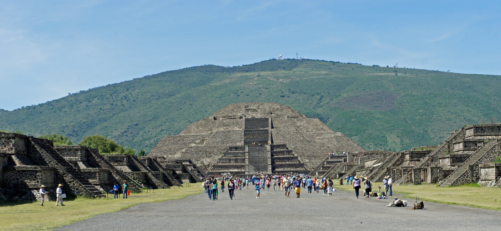 Panoramic photo of the pyramid of the moon in Teotihuacan.