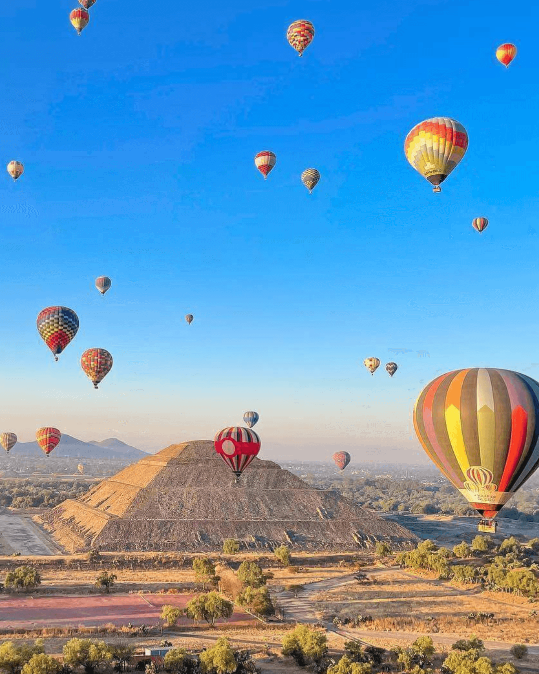 Vuelo Compartido - Transporte, desayuno & Tour Guiado