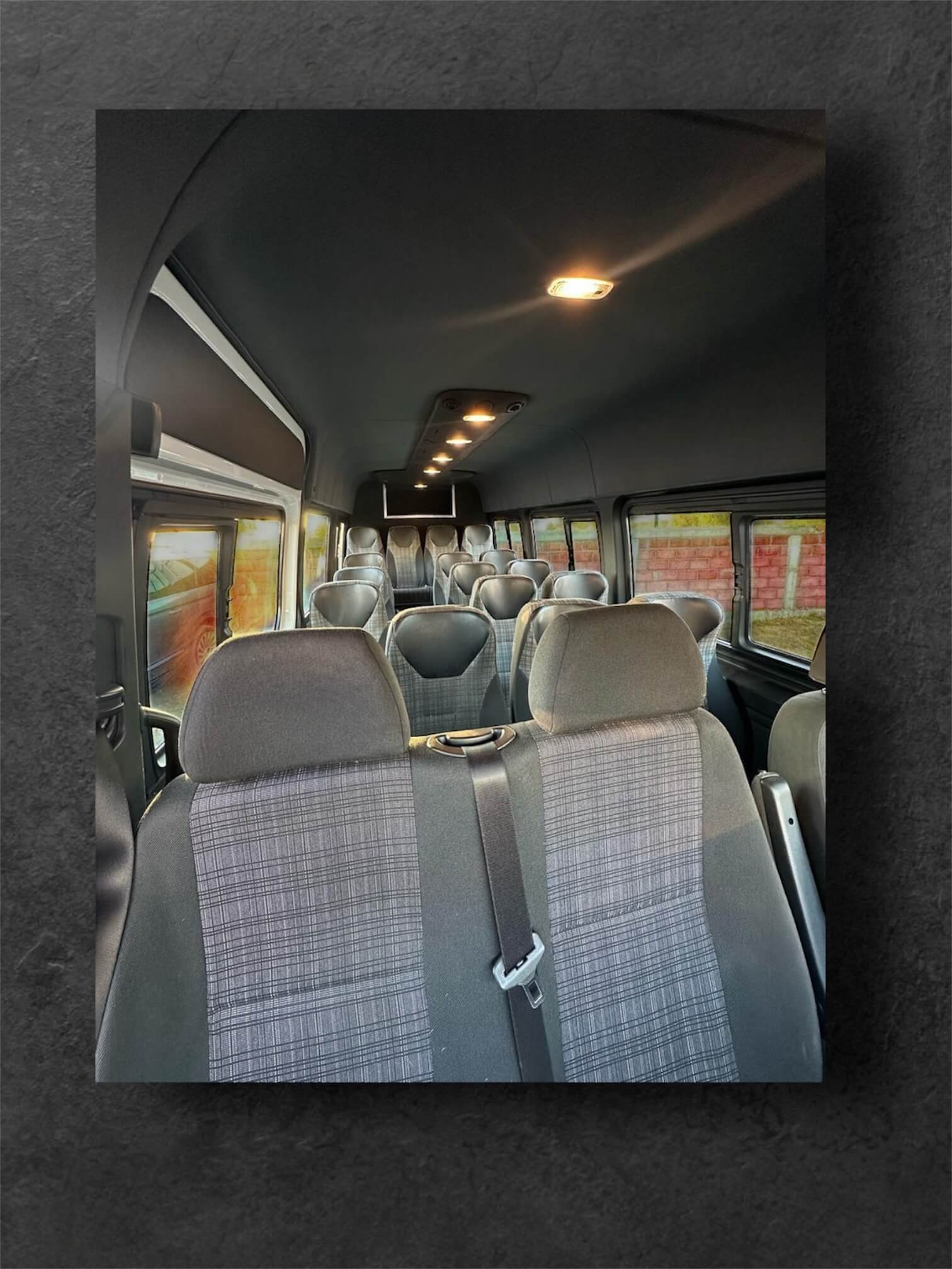 Transporte a Teotihuacán desde la Ciudad de México- Hasta 14 pax - Image 2